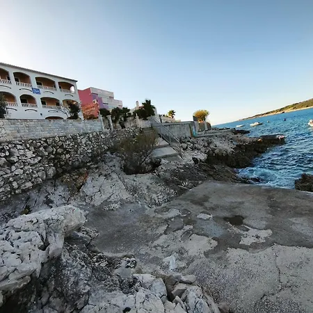 1 Majba Lejlighed Zaglavice