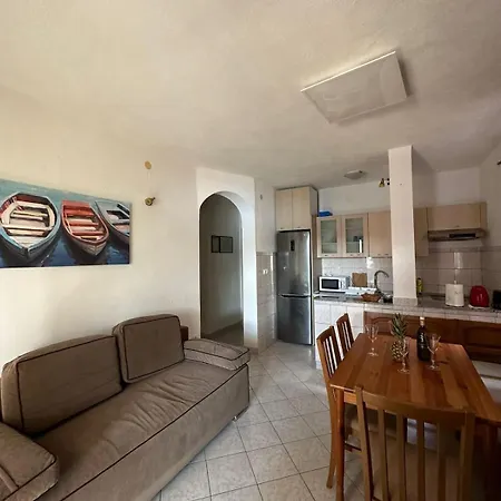 1 Majba Lejlighed Zaglavice